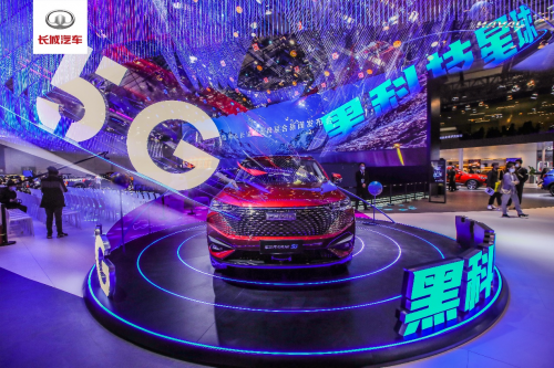 5G神车 智驾登场 全球首款5G智能燃油SUV闪耀2021上海车展