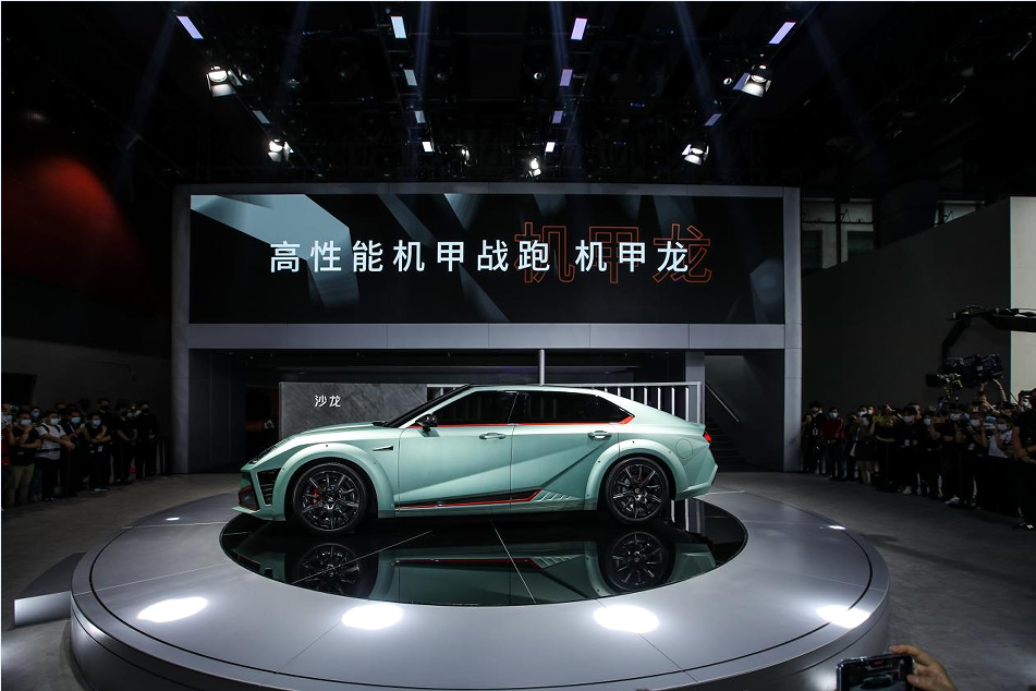 新能源汽车未来路在何方？机甲科技品类或将给出答案